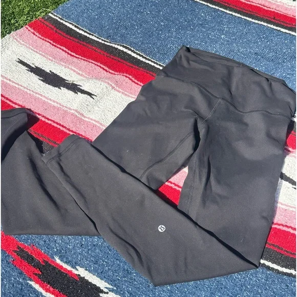 Lululemon wunder train bundle- size 8 - Picture 7 of 9